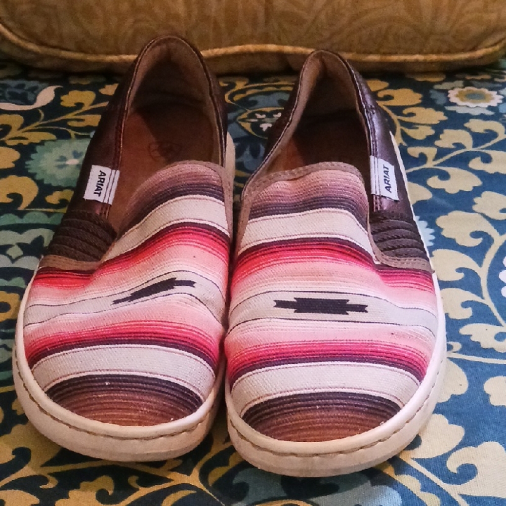 Ariat Cruisers